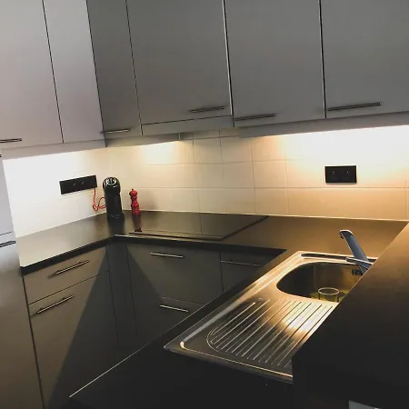 Cosy, Trendy En Zuid Gelegen Ruim Op 100m En Winkelstraat Apartment Nieuwpoort